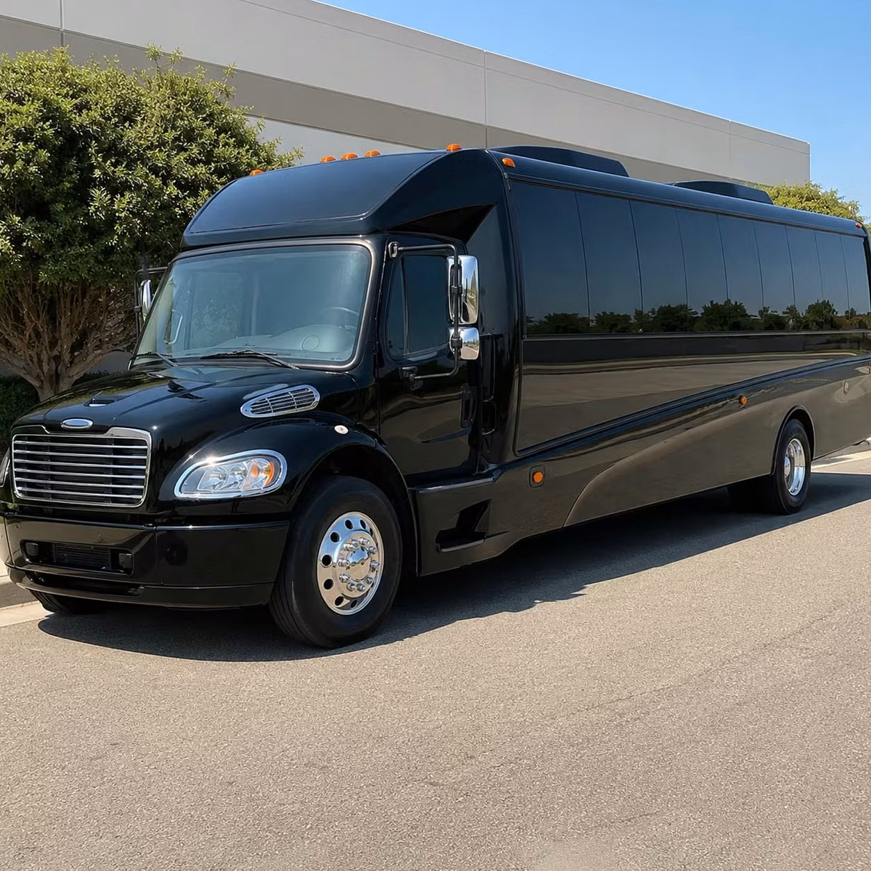 mobile 35 passenger minibus rental