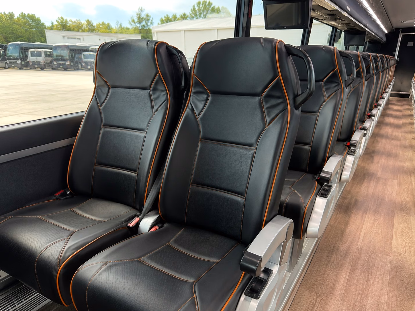 prom transportation in mobile and all the surrounding areas